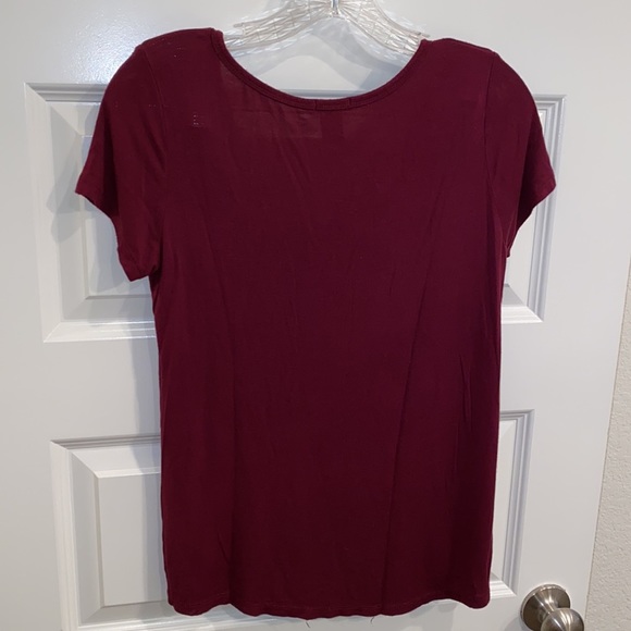 RUE21 Sz S Short Sleeve Henley Tee Maroon Stretch Slinky Thin Material Oversized - Picture 7 of 8